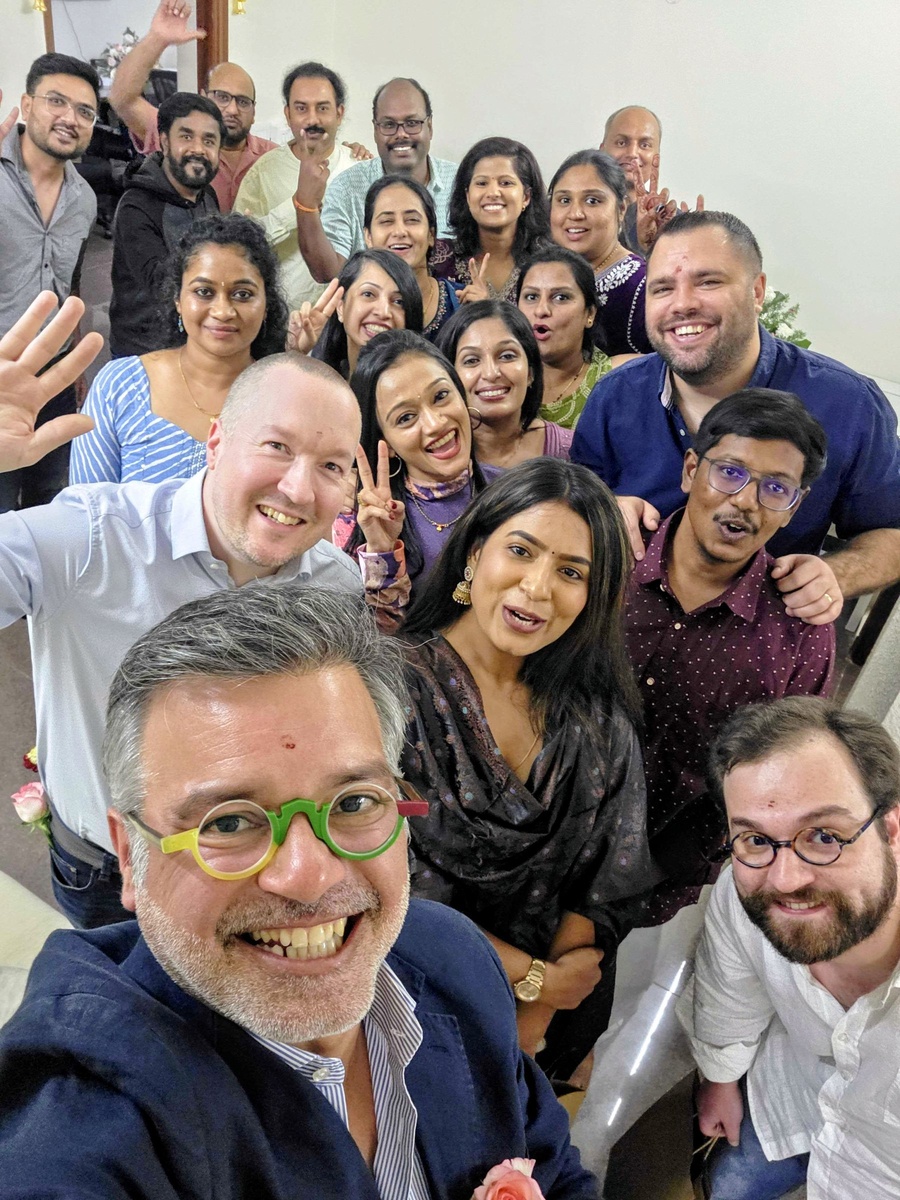 Loop Future team